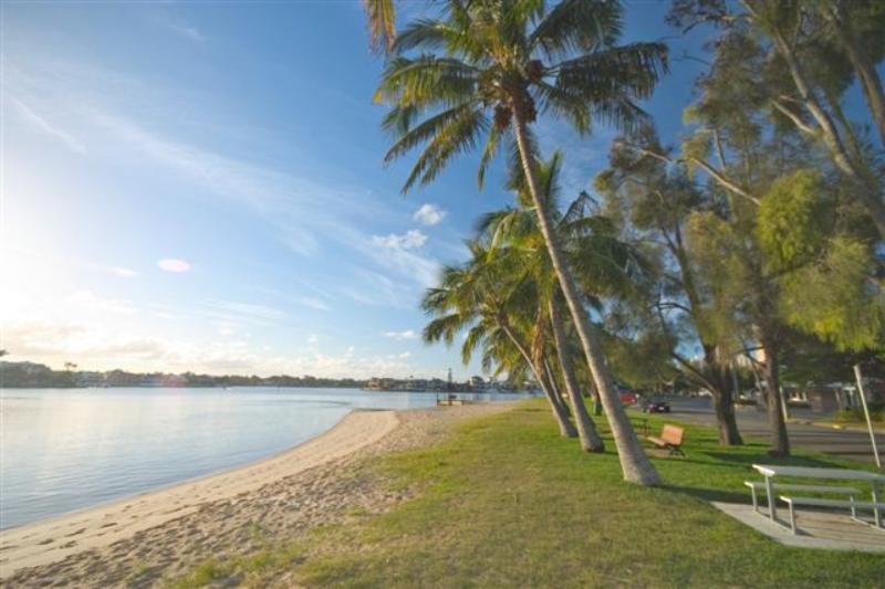 Budds Beach Apartments Surfers Paradise Eksteriør bilde