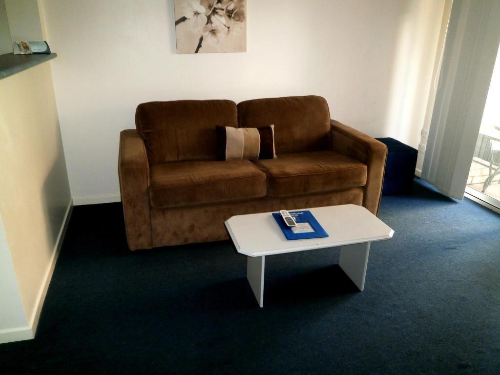 Budds Beach Apartments Surfers Paradise Rom bilde